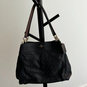 Coach Lexy Shoulder Bag In Signature Leather - Black